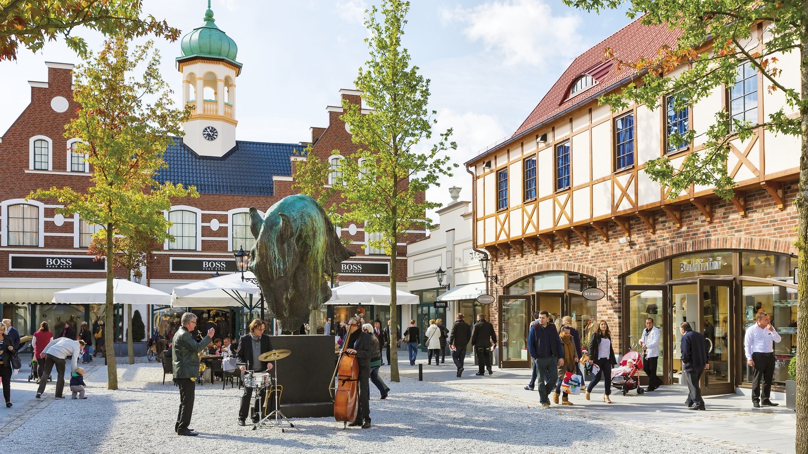 McArthurGlen Designer Outlet Neumunster_2.jpg McArthurGlen Designer Outlet Neumunster_2.jpg