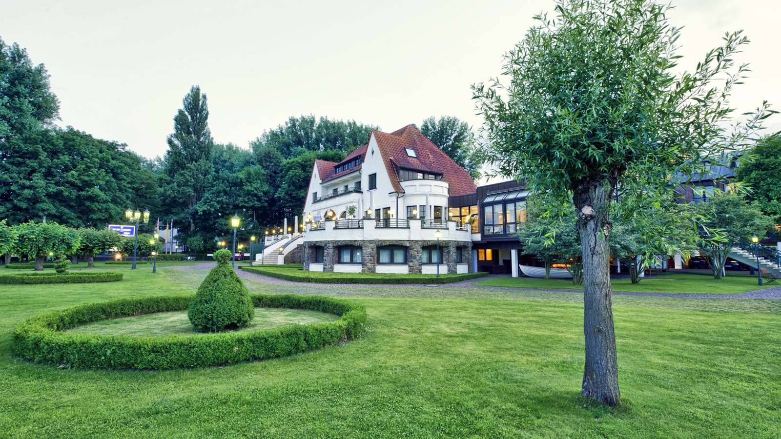 Ringhotel Rheinhotel Vier Jahreszeiten, Meerbusch i Midttyskland