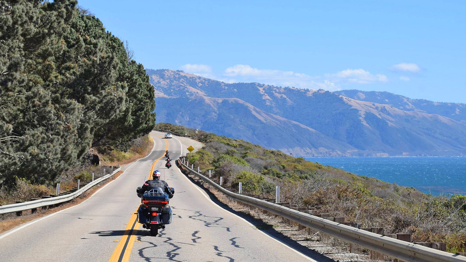 Motorcykelrejser - Highway 1 Motorcykelrejser - Highway 1