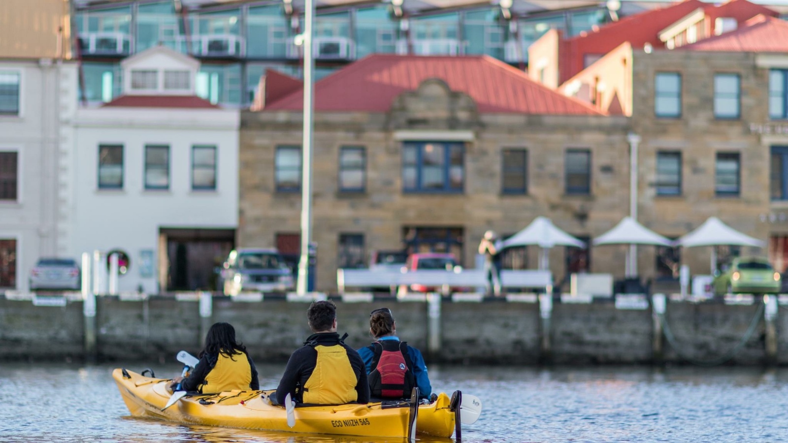 Roaring-40s-Kayaking-Matt-Glastonbury-25_0.jpg Roaring-40s-Kayaking-Matt-Glastonbury-25_0.jpg