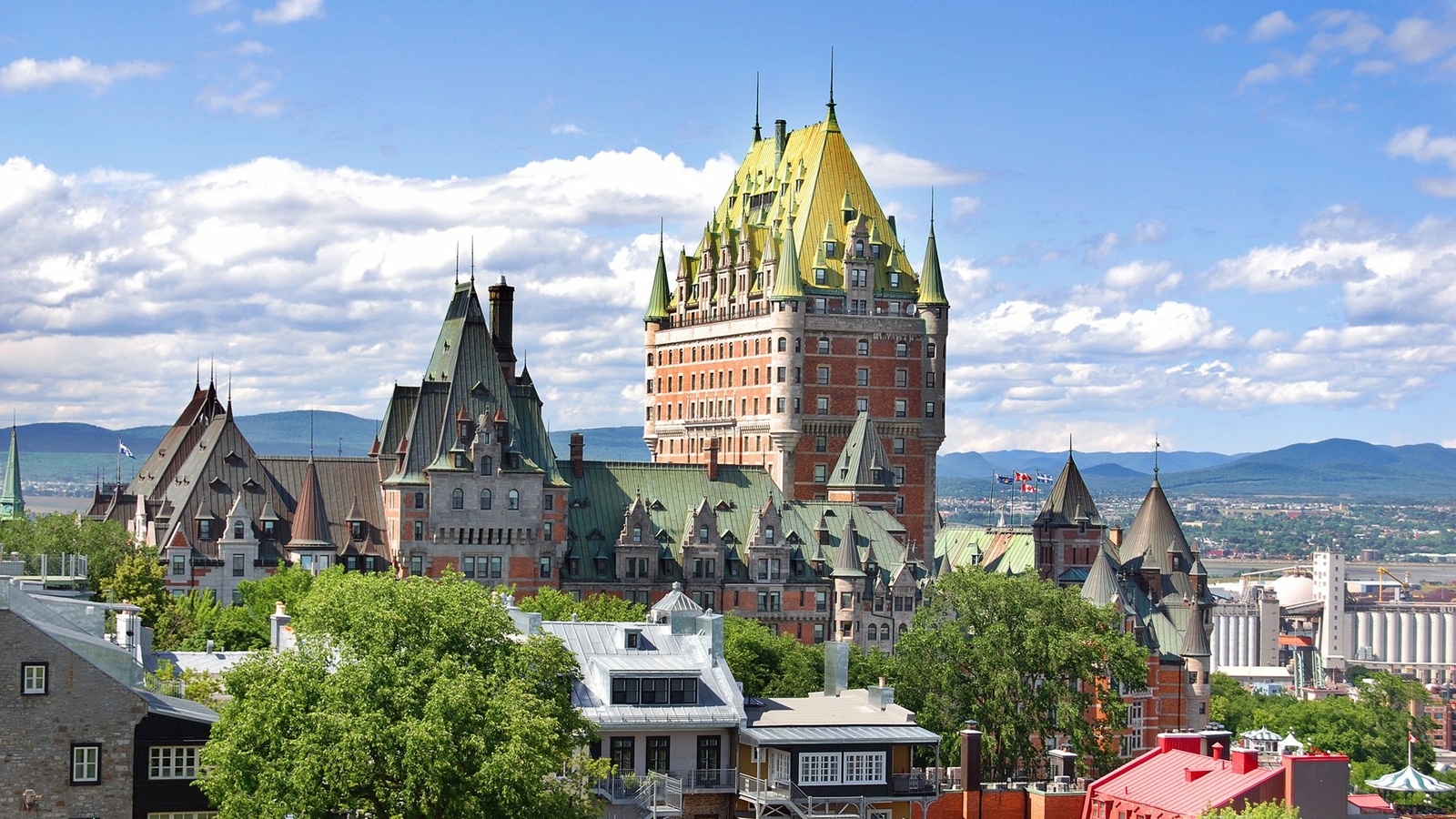 11_HI_Canada_Chateau_Frontenac.jpg