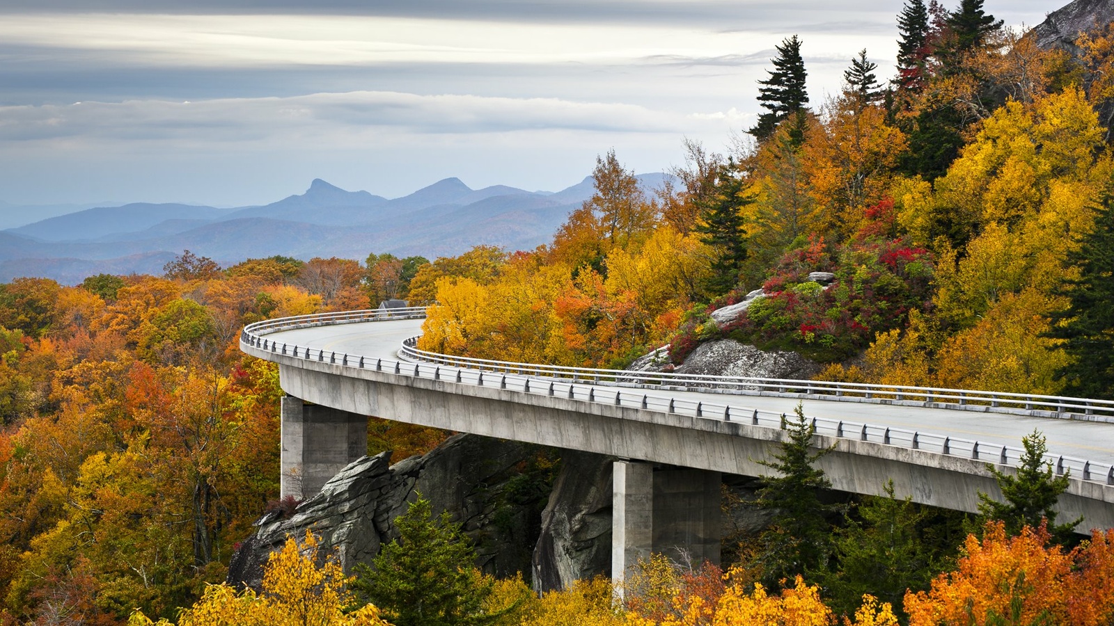 14_HI_Blue Ridge Parkway.jpg