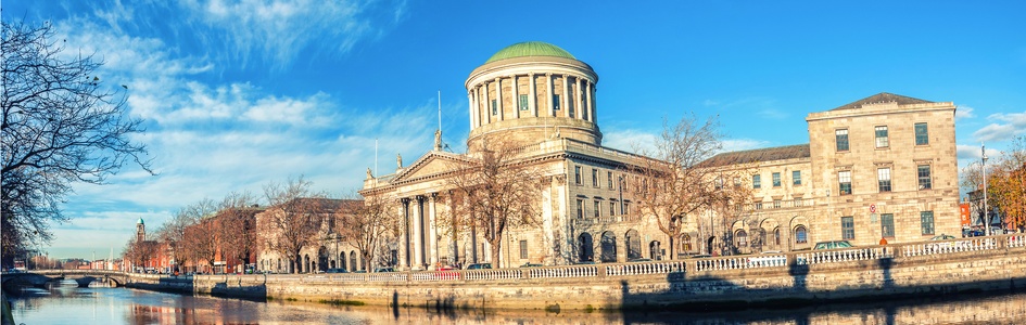 Dublins Four Courts FDM Travel
