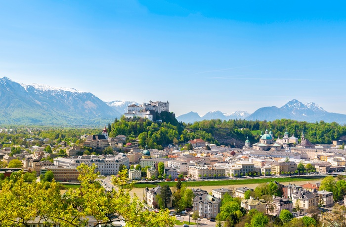 Panorama udsigt til Salzburg i Østrig