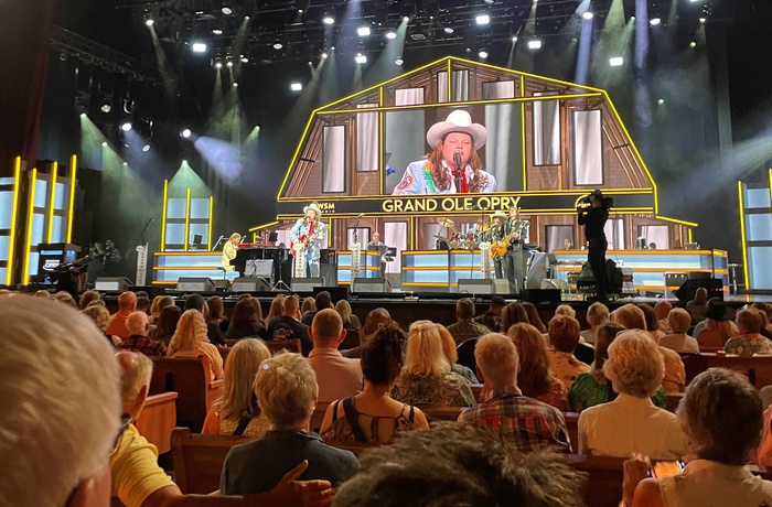 Countrykoncert i Grand Ole Opry House i Nashville