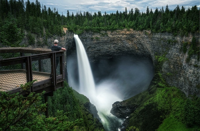 Alpine Meadows Resort, Waterfall, Wells Gray Provincial Park