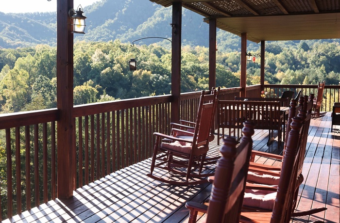 Berry Springs Lodge Balcony, Smoky Mountains