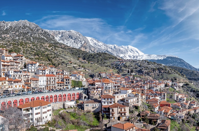 Bjergbyen Arachova i Grækenland