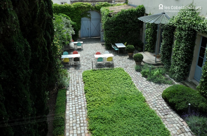 La Maison Bord'eaux, Les Collectionneuts