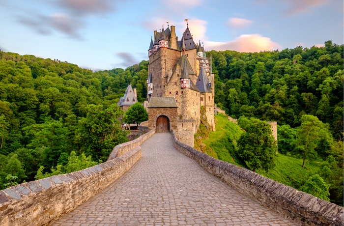 Indgangen til Burg Eltz i Tyskland