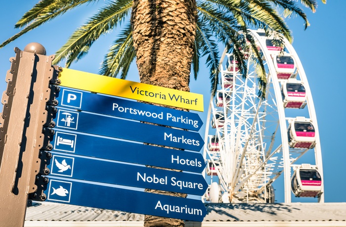 Info-skilt i Waterfront - shopping- og forlystelsescenter i Cape Town, Sydafrika