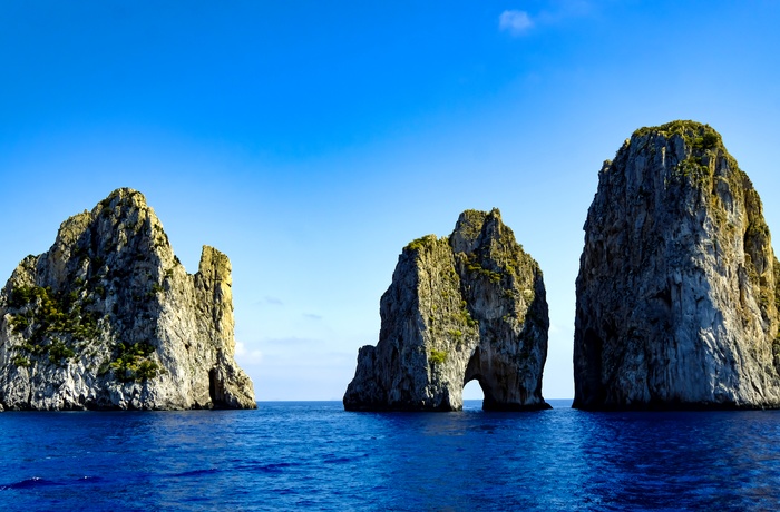 klippeformationerne Faraglioni ved Capri