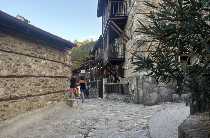 Den bilfri bjerglandsby Palaios Panteleimonas - Grækenland