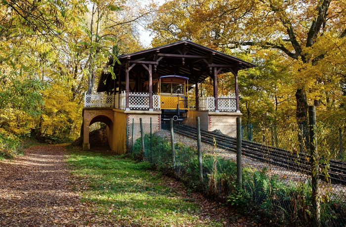 Den vanddrevne kabelbane Nerobergbahn i Wiesbaden i Tyskland
