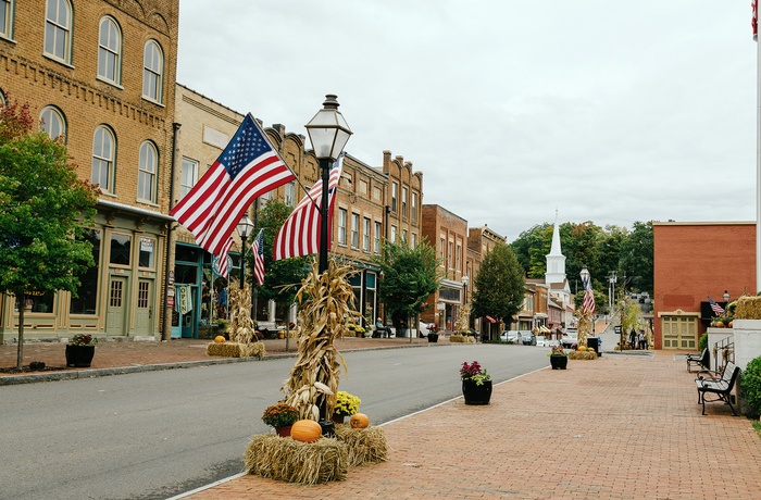 Efterår i mindre by i Tennessee - USA