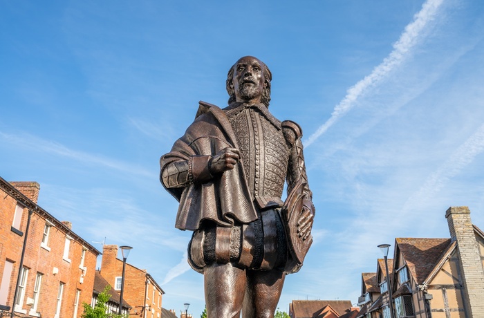 England, Stratford upon Avon - hvad er mere naturligt end en statue af Shakespeares i hans fødeby