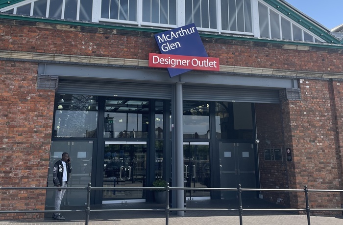 England, Swindon - indgangen til McArthurGlen Designer Outlet i GWR's gamle værkstedsbygninger