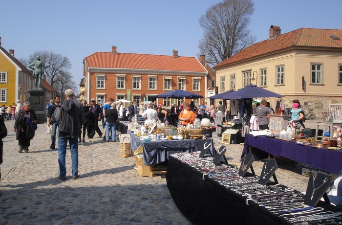 Marked i Gamlebyen i Fredrikstad, Norge - Foto Tove Bergseng