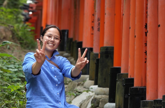 Vicki besøgerFushimi Inari-taisha ved Kyoto