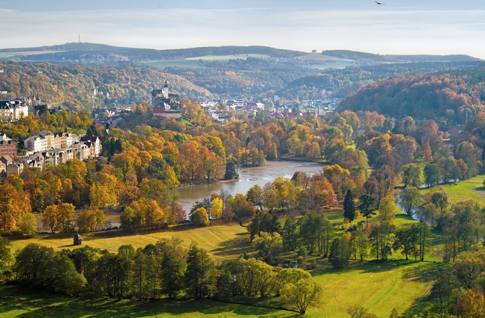 Foto: Greiz: Panoramaudsigt over Greiz i Vogtland-regionen - © Archiv TVV, Sebastian Theilig