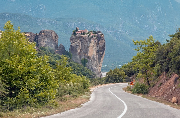 Holy Monastery of Rousanos Saint Barbara - helligt kloster i Meteora, Grækenland