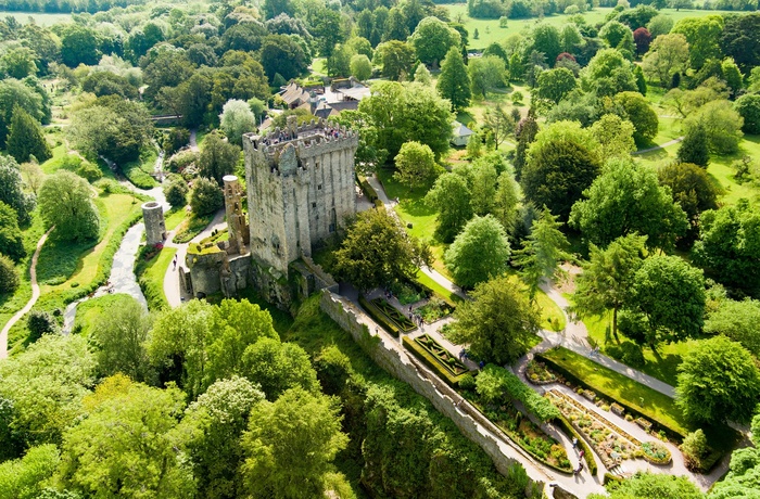 Irland, County Cork - Blarney Castle i grønne omgivelser