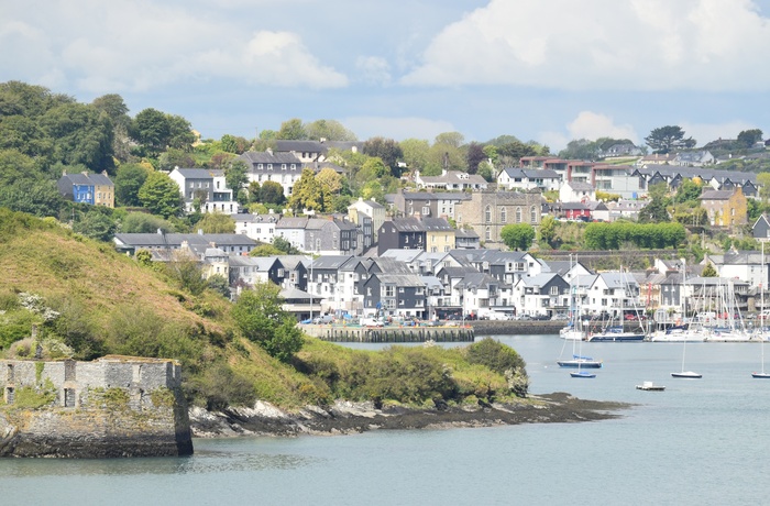 Irland, County Cork - smukt blik på Kinsale fra havet