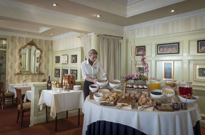 Irland, Waterford - morgenbuffet i restauranten på The Granville Hotel (Foto - Courtesy The Granville Hotel)