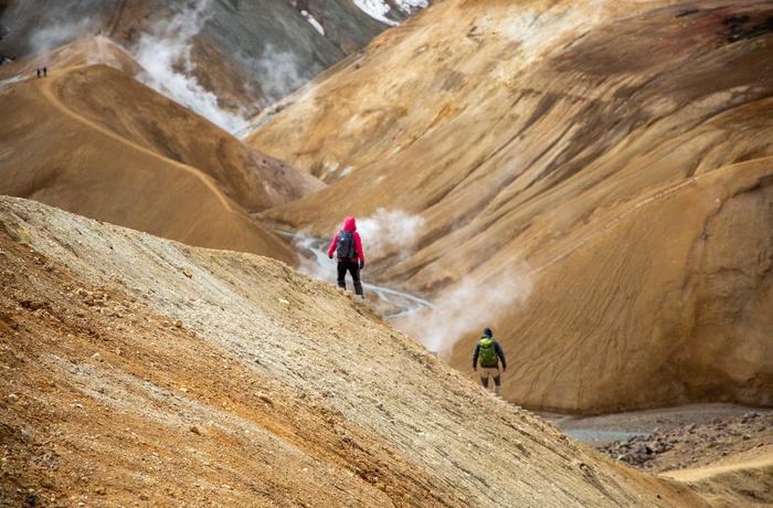 På vandretur i bjergområdet Kerlingarfjöll - Island