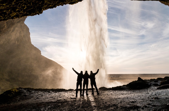 Vandfaldet Seljalandsfoss på Island