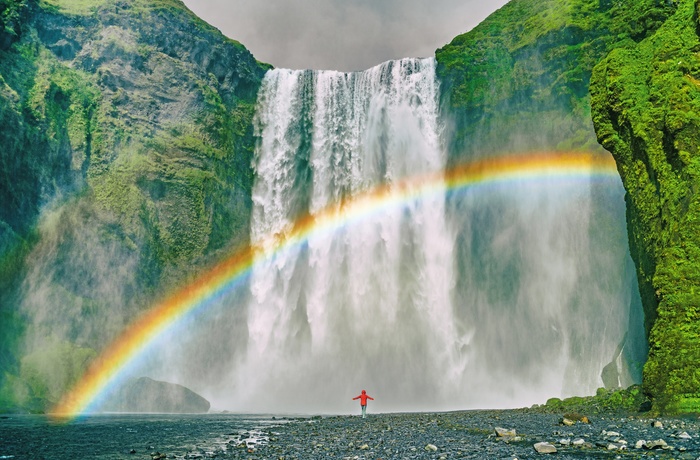 Regnbue ved Skogafoss vandfaldet, Island