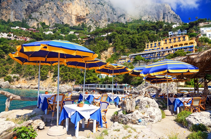 Restaurant ved kysten på Capri, Amalfikysten i Italien