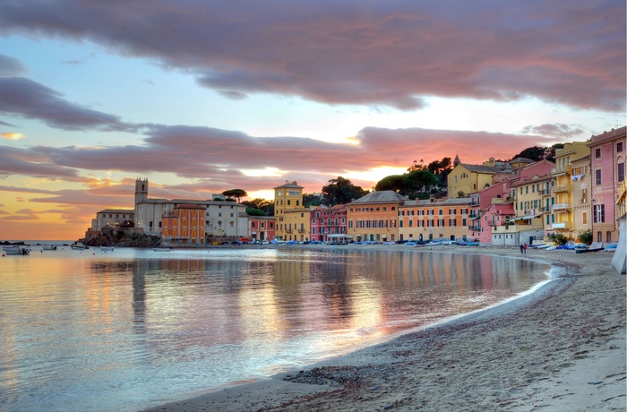 Kystbyen Sestri Levante i Ligurien, Italien