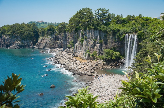 Jeongbang-vandfaldet på Jeju-øen - Sydkorea