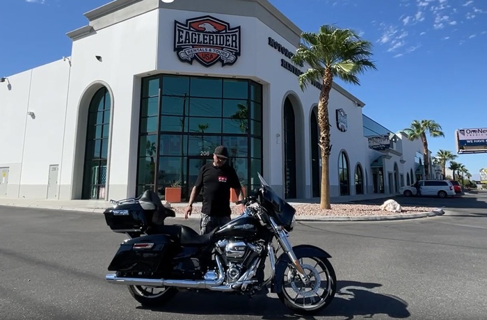 MC USA - HD Street Glide Touring Dennis foran Eagle Rider