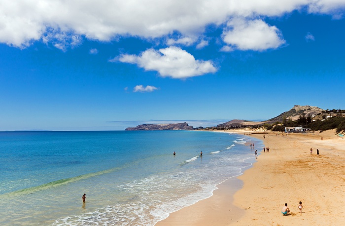 En af øen Porto Santo´s mange lækre sandstrande, Madeira