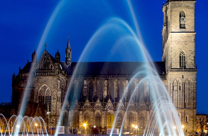 Magdeburger Dom mit Wasserspielen © Andreas Lander