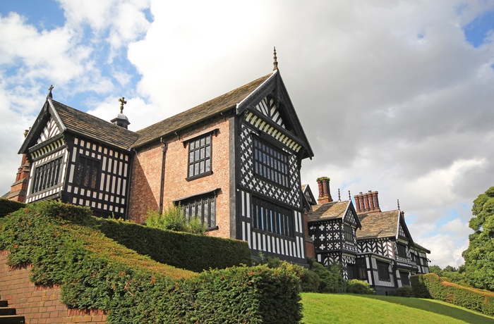 Bramall Hall, bindingsværkshus - Manchester i England