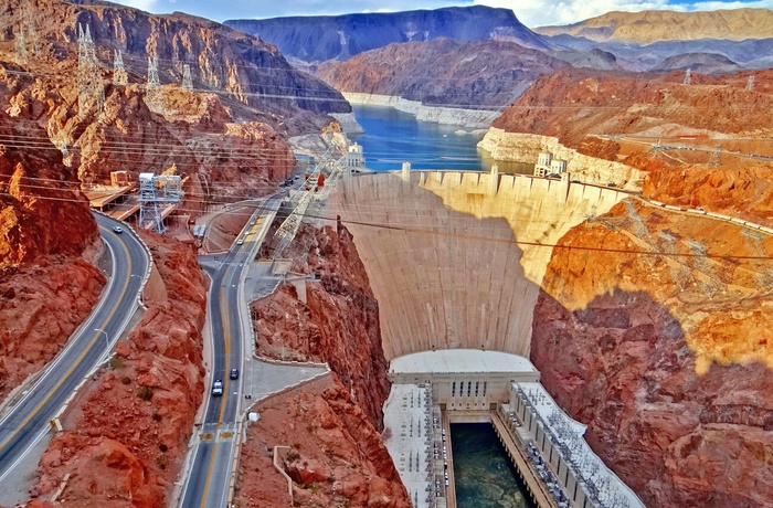 Vej mod Hoover dæmningen mellem Nevada og Arizona, USA