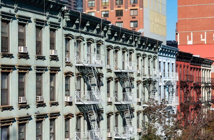 Ældre, smukke boligblokke i Upper East Side i New York