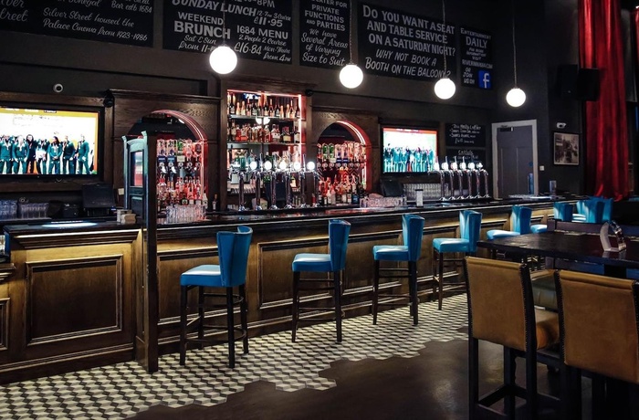 Nordirland, Derry - Silver Street baren i The River Inn