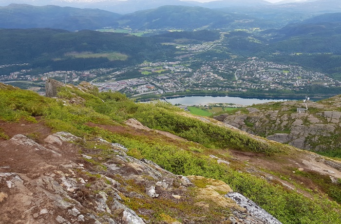 Udsigt til Mosjøen fra Øyfellet, Norge