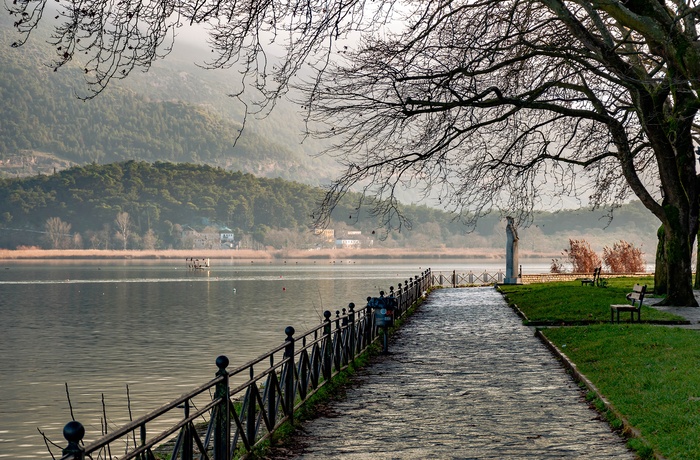 Pamvotida-søen om efteråret - Grækenland