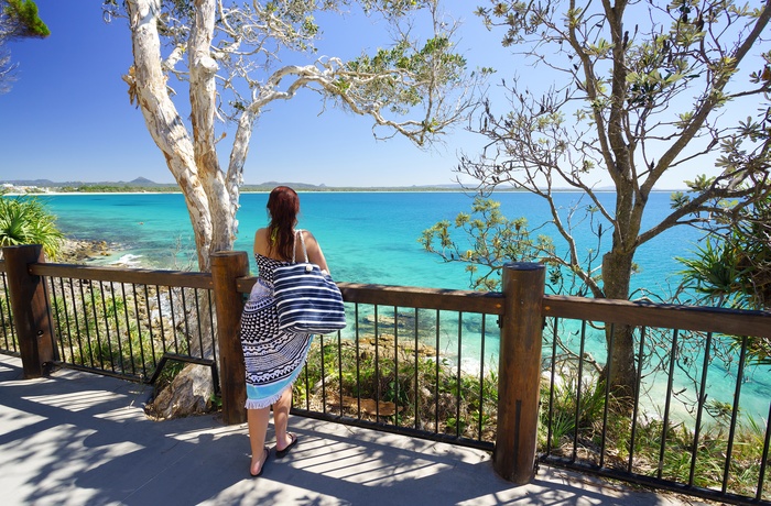 Udsigtspunkt i Noosa Heads mod Noosa National Park i Queensland - Australien