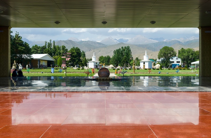 Ruh Ordo Cultural Center i feriebyen Cholpon-Ata ved Issyk-Kul søen - Kirgisistan