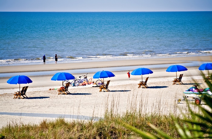 Afslapning på sandstrand på Hilton Head Island - South Carolina i USA