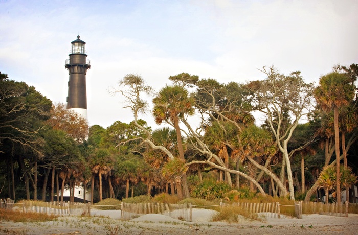 Fyrtårnet og stranden på Hunting Island State Park, South Carolina