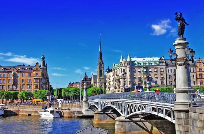 Bro over en af Stockholms kanaler, Sverige