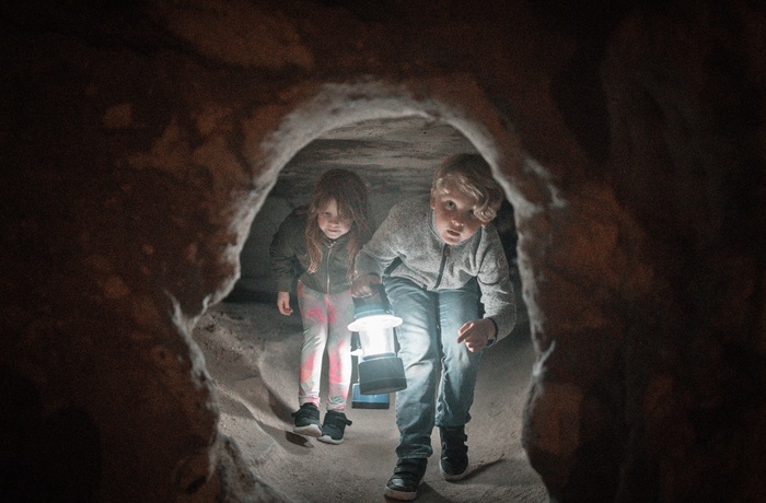 Tykarpsgrottan, Kalkgrotte i Sydsverige - Fotograf Nadja Olsson