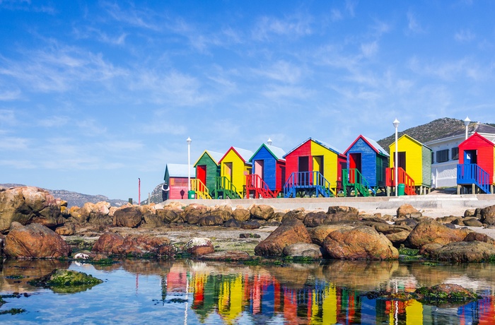 Farverige badehuse ved Muizenberg, Sydafrika